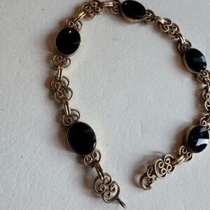 Elegant vintage WINARD Black stones and 12K Gold filled Bracelet